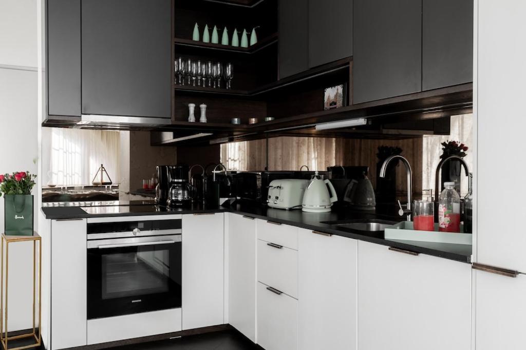 Shh! Oxford St Dream-Come-True Fam Design Hot Spot London Ngoại thất bức ảnh